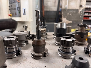 Obróbka CNC - obrabiarki-cnc-002.jpg